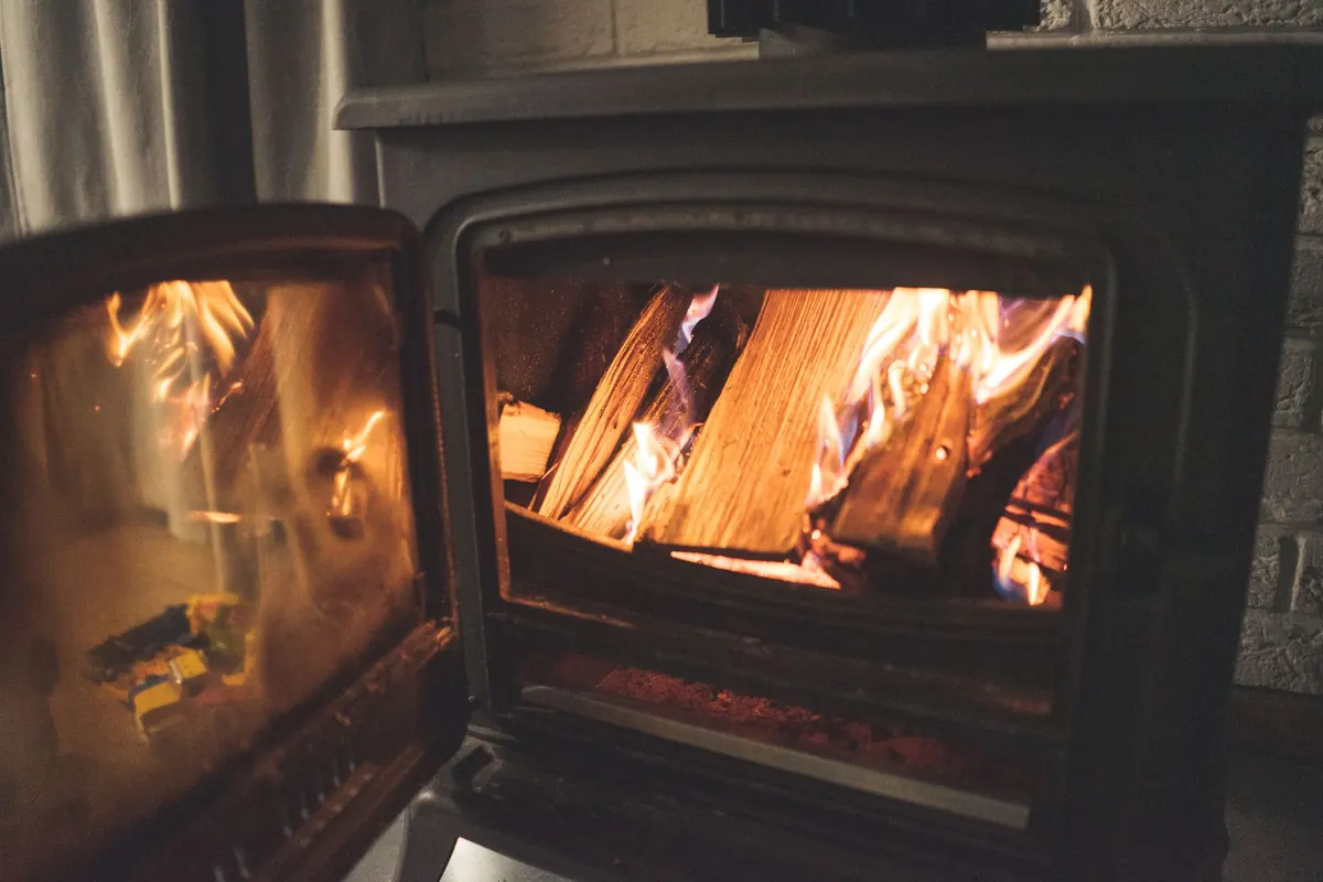 How to Clean and Maintain a Log Burner Through the Seasons